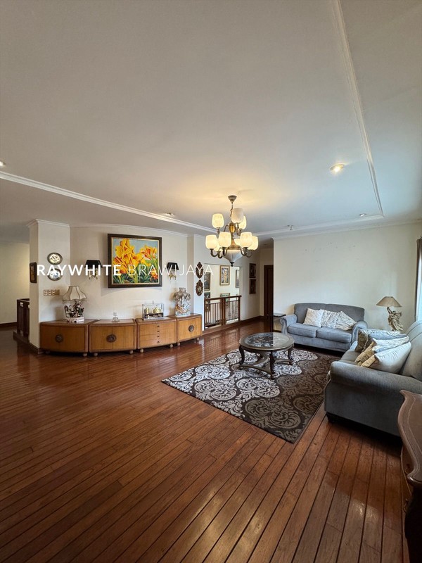 Rumah Mewah Furnished Lingkungan Tenang Area Kemang Ampera