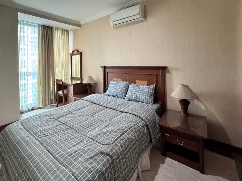 Dijual Apartemen Casablanca 2 BR Lantai 6 Furnished dengan View Pool, Dekat Mall Kota Kasablanka