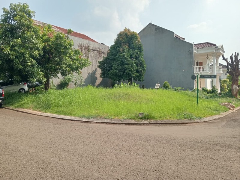 Legenda Wisata, Hoek, Siap Bangun, Lokasi Strategis, Nego