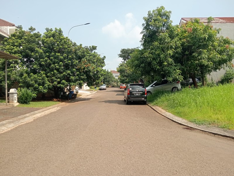 Legenda Wisata, Hoek, Siap Bangun, Lokasi Strategis, Nego