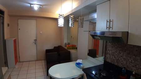 Unit dengan interior desain bagus dengan view lepas lantai rendah