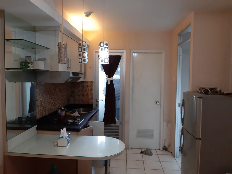 Unit dengan interior desain bagus dengan view lepas lantai rendah