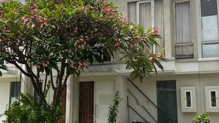 Dijual Aset Lelang Rumah Di Grand Pakuwon Surabaya