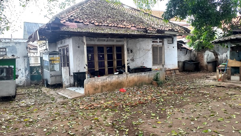 Dijual Rumah Tua Hitung Tanah Comersial Jakarta