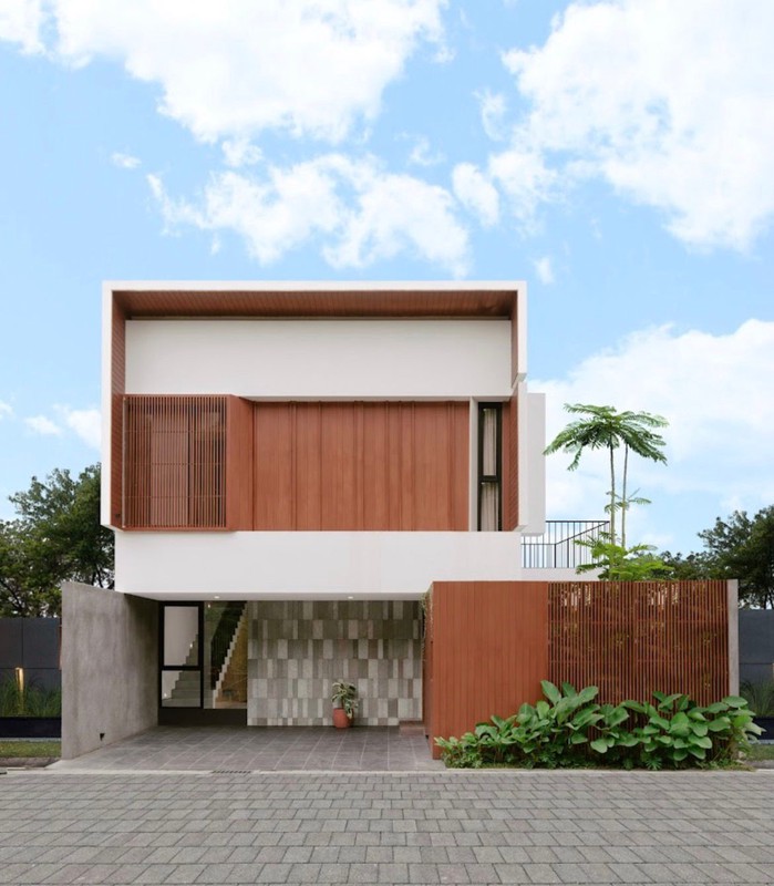 Rumah Cluster 2 Lantai Semi Furnished Di Condongcatur - 2 Menit Ke Pakuwon Mall & Jih