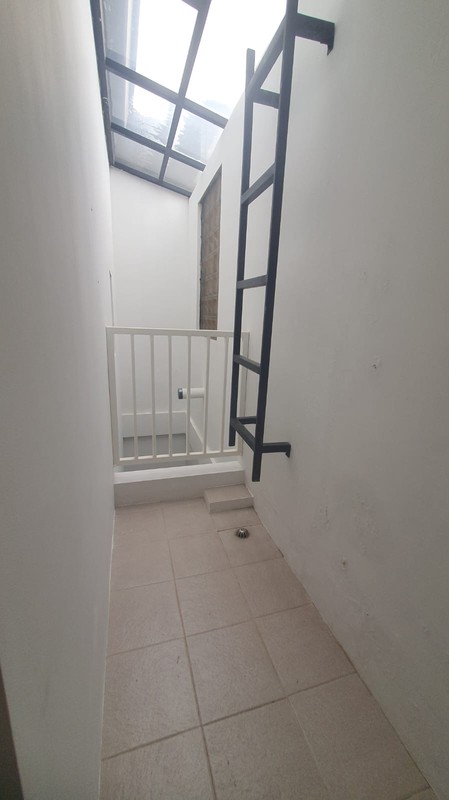 Rumah Bagus Di Arosa Residence Pondok Ranji Tangerang Selatan