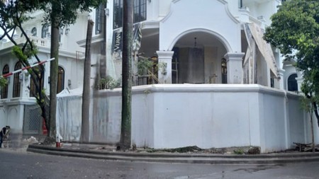 Rumah Bagus Di Jl Metro Alam Pondok Indah Jakarta Selatan