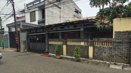 Rumah Bagus Di Jl Salam Raya Kebon Jeruk Jakarta Barat