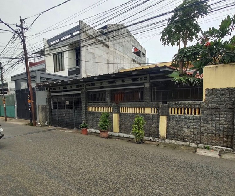 Rumah Bagus Di Jl Salam Raya Kebon Jeruk Jakarta Barat