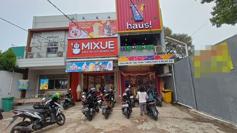 Ruko 2 Lantai di Jl Raya Cirendeu - Depan Jalan Utama Ramai, Diapit Fore & Mixue, Cocok untuk Usaha Kuliner