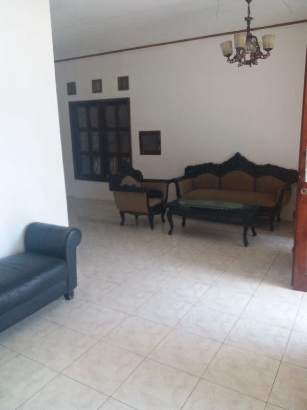 Ruang Usaha Siap Pakai Di Jl WR Supratman Pondok Ranji Tangerang Selatan