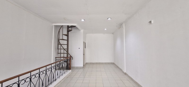 Ruko Rapi 2 Lantai Hadap Boulevard Kota Wisata