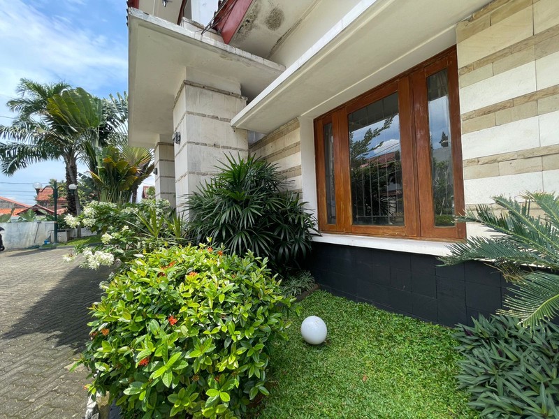  Dijual Rumah Mewah Siap Huni di Jalan Bango Pondok Labu