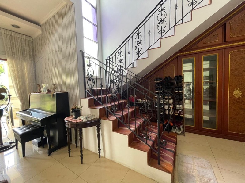  Dijual Rumah Mewah Siap Huni di Jalan Bango Pondok Labu