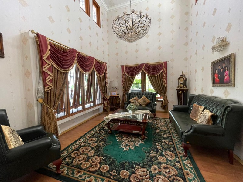  Dijual Rumah Mewah Siap Huni di Jalan Bango Pondok Labu