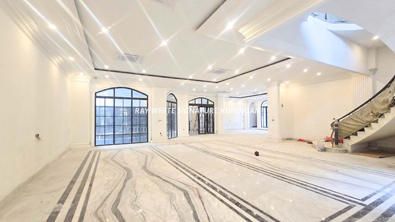 Dijual Rumah Mewah Baru Di Metro Alam Pondok Indah 