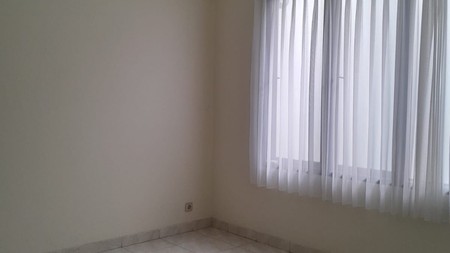 Rumah Bagus,siap huni,dalam cluster di Bintaro Jaya 9