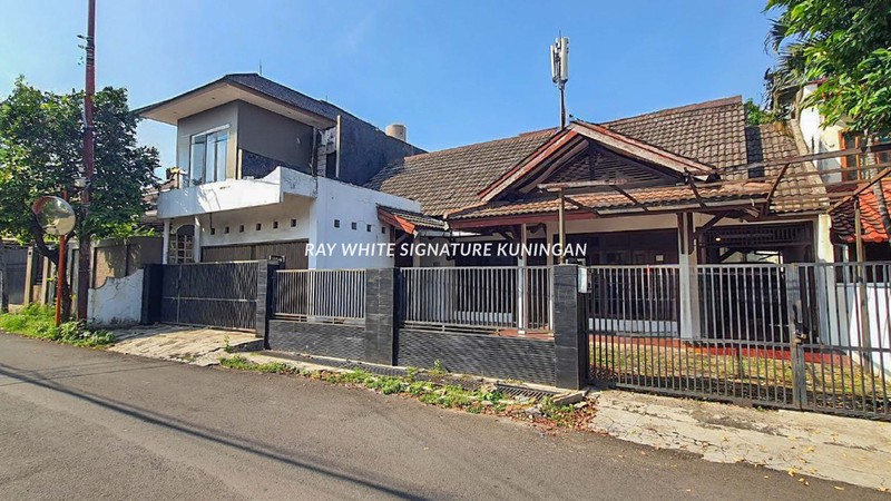Dijual Rumah Lokasi Nyaman dan Asri di Curug Indah Jatiwaringin 