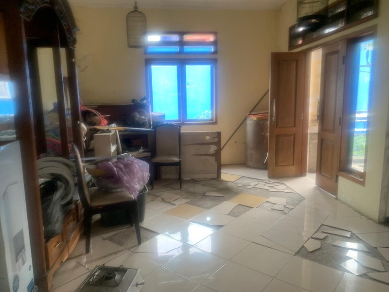 Rumah 2 Lantai Hoek di Duta Mekarsari Cilengsi