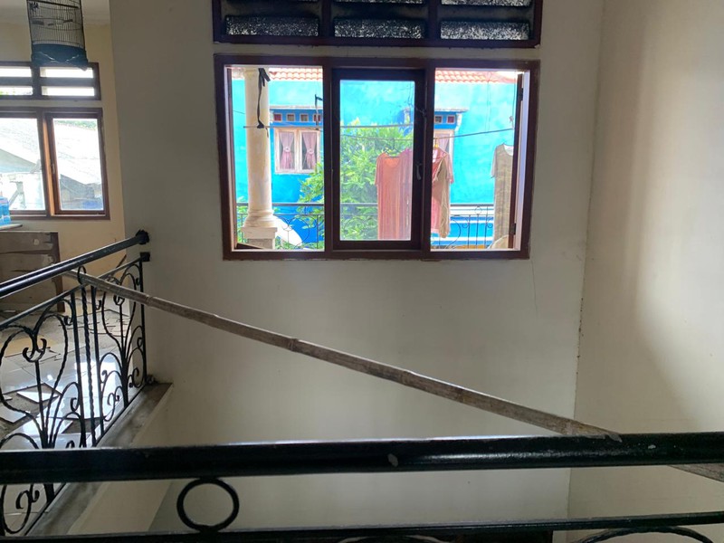 Rumah 2 Lantai Hoek di Duta Mekarsari Cilengsi