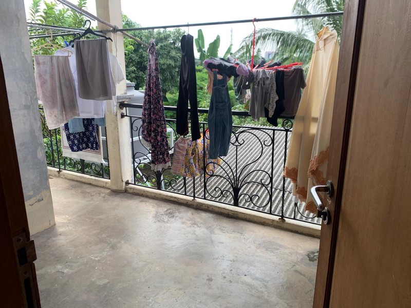 Rumah 2 Lantai Hoek di Duta Mekarsari Cilengsi