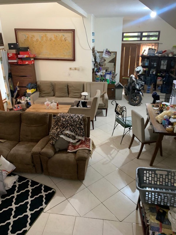 Rumah 2 Lantai Hoek di Duta Mekarsari Cilengsi