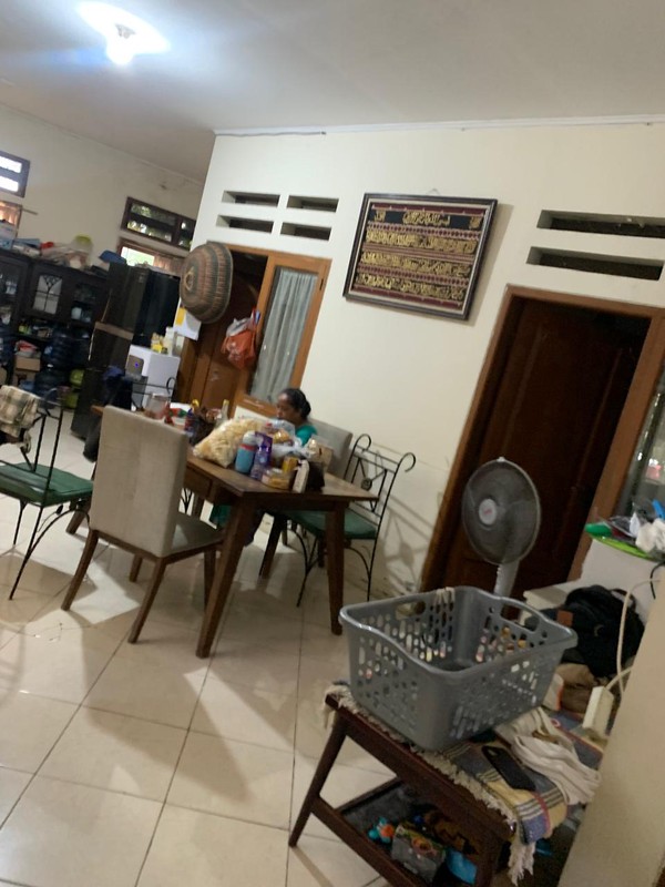 Rumah 2 Lantai Hoek di Duta Mekarsari Cilengsi