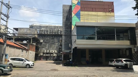 Jual Gedung Raya Nginden Lokasi Strategis Surabaya