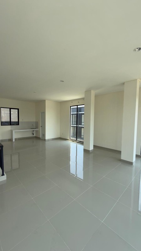 Flash Sale. Ruko mewah Hampton Avenue, Gading Serpong