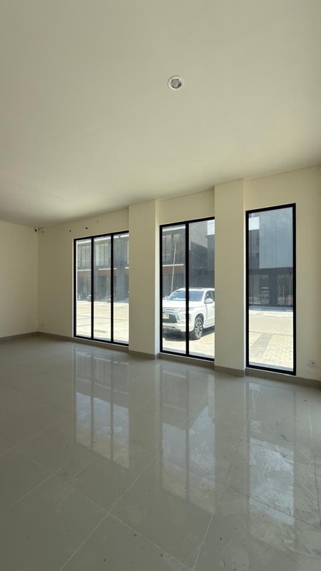 Flash Sale. Ruko mewah Hampton Avenue, Gading Serpong