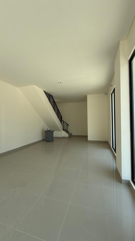 Flash Sale. Ruko mewah Hampton Avenue, Gading Serpong