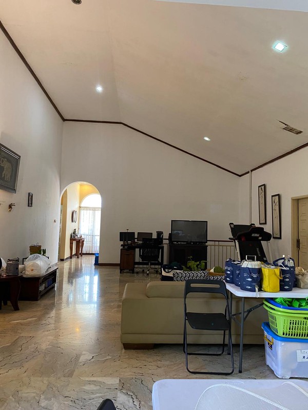 Rumah Hitung Tanah Area Cipete