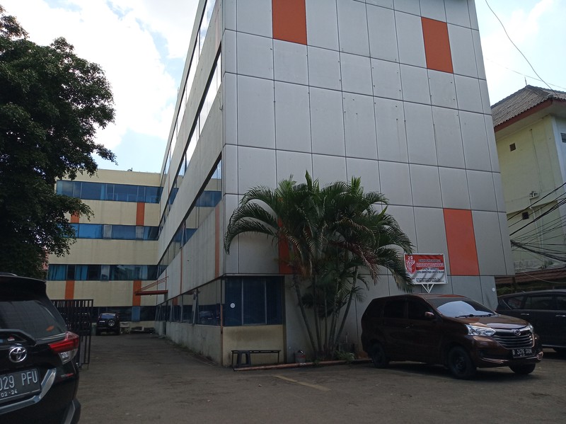 GEDUNG Di JAKARTA SELATAN , DEKAT  MENTENG - KUNINGAN - SUDIRMAN, COCOK UNTUK KAMPUS, RMH SAKIT