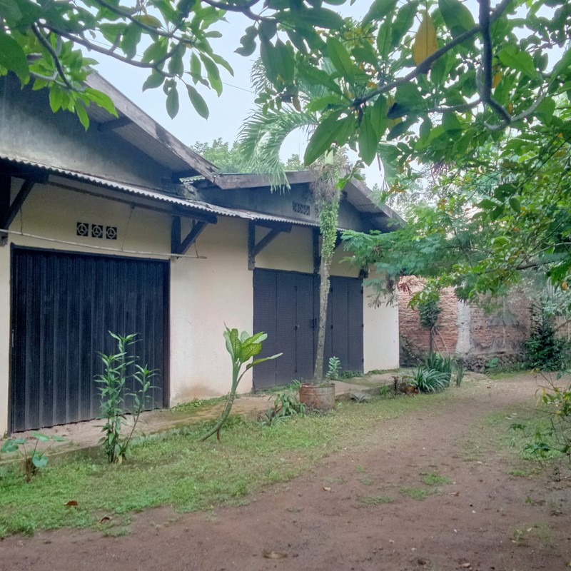 Kavling Komersil dan Lokasi Strategis Pinggir Jalan Raya @Jl Cendrawasih, Ciputat