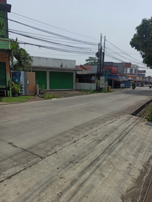 Kavling Siap Bangun Pinggir Jalan Raya dan Terdapat Bangunan Ruko @Cilauk, Ciomas, Bogor.