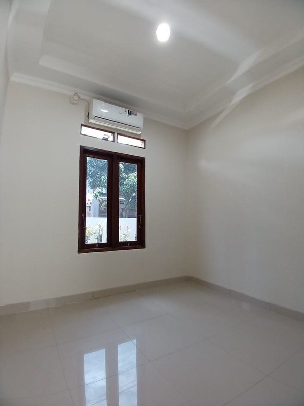 Rumah keamanan 24 jam,aman,nyaman,lingkungan bersih di Bintaro Jaya 9