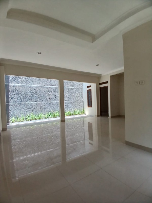 Rumah keamanan 24 jam,aman,nyaman,lingkungan bersih di Bintaro Jaya 9