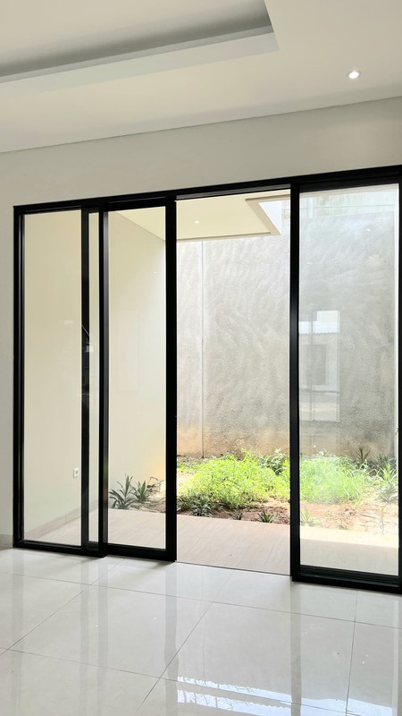 Dijual Rumah Baru Bangunan Mandiri  Vanya Park Azura BSD City, Cakep, Siap Huni