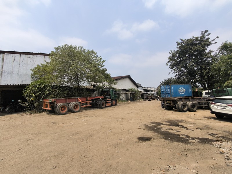 Dijual 1 Hektar Gudang Raya Margomulyo Surabaya - Strategis Lokasi Bagus - Akses Kontainer