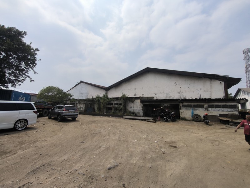 Dijual 1 Hektar Gudang Raya Margomulyo Surabaya - Strategis Lokasi Bagus - Akses Kontainer
