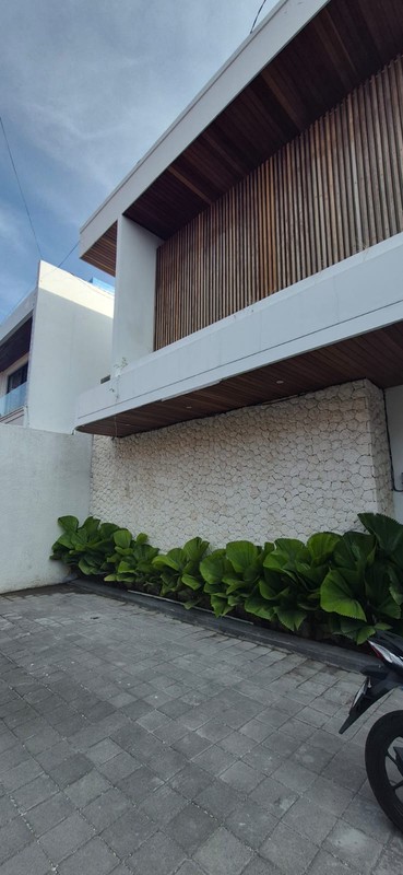 Rental - Fully Furnished Villa with Pool and Garden in Batu Mejan, Canggu