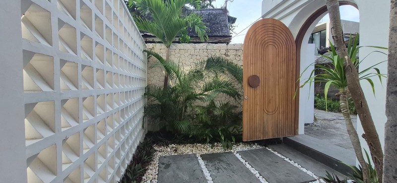 Rental - Fully Furnished Villa with Pool and Garden in Batu Mejan, Canggu