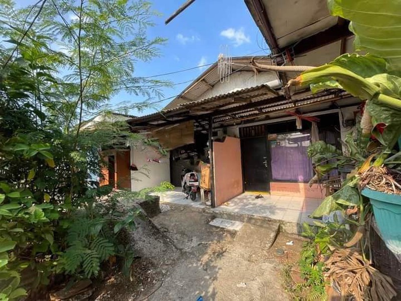 For Sale! Rumah Hitung Tanah di Rempoa - 3 Kontrakan+1 Rumah Induk!