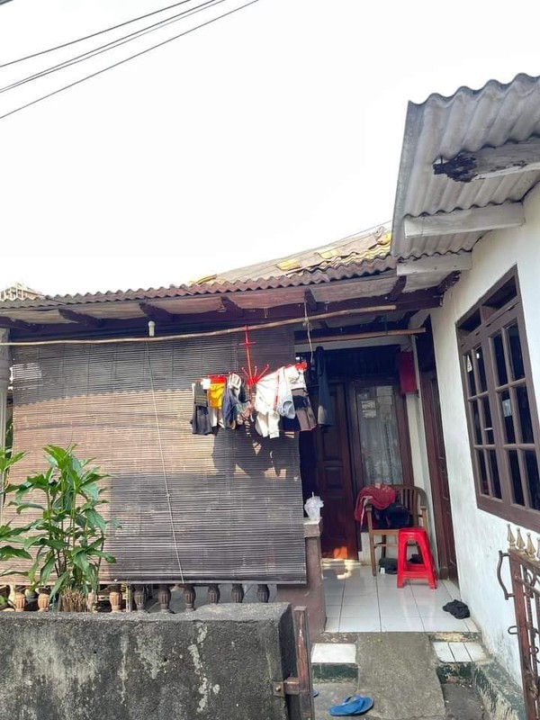 For Sale! Rumah Hitung Tanah di Rempoa - 3 Kontrakan+1 Rumah Induk!