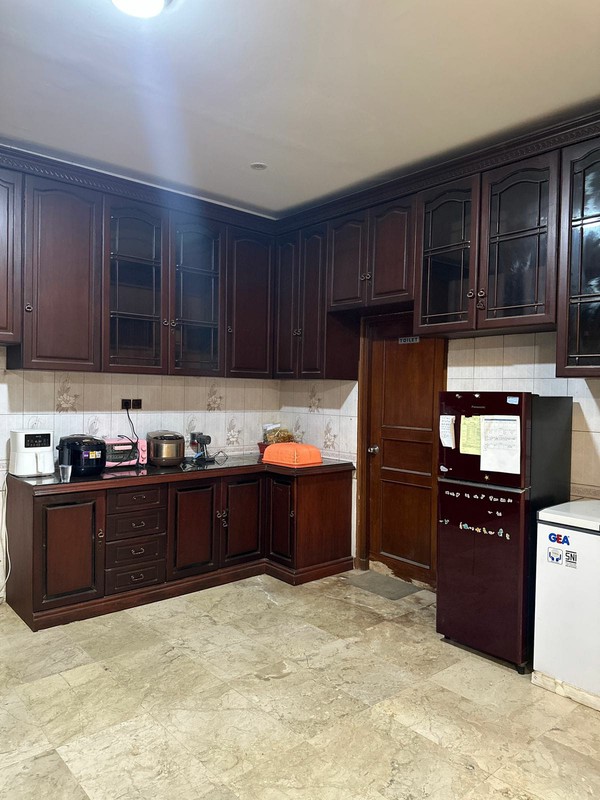 Dijual Rumah Mewah Posisi Hoek Lokasi Di Pejaten, Jakarta Selatan