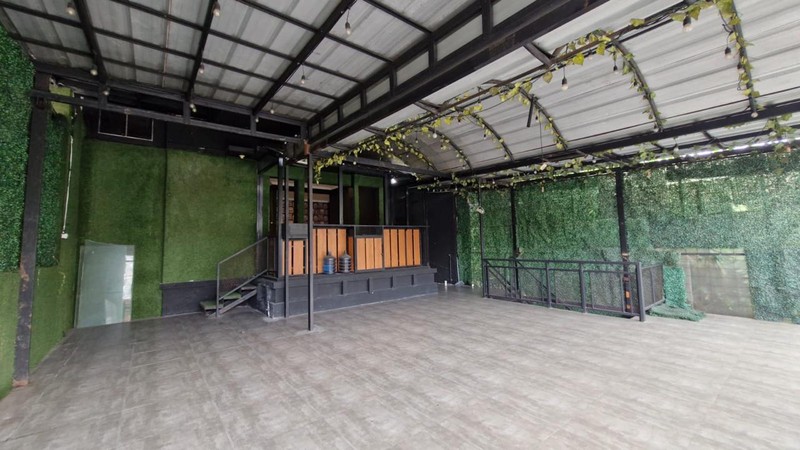 Dijual Rumah Ex Cafe Lokasi Strategis Cocok Untuk Usaha Atau Hunian Di Pasar Minggu, Jakarta Selatan