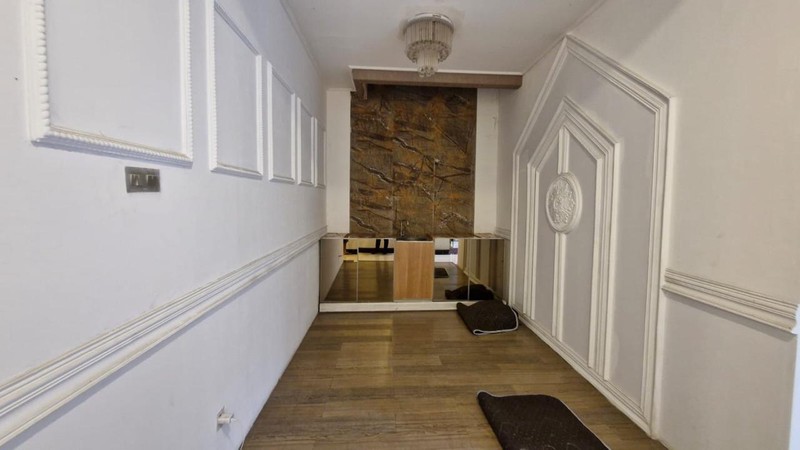 Dijual Rumah Cocok Untuk Usaha Lokasi Strategis Di Jatipadang, Pasar Minggu, Jakarta Selatan