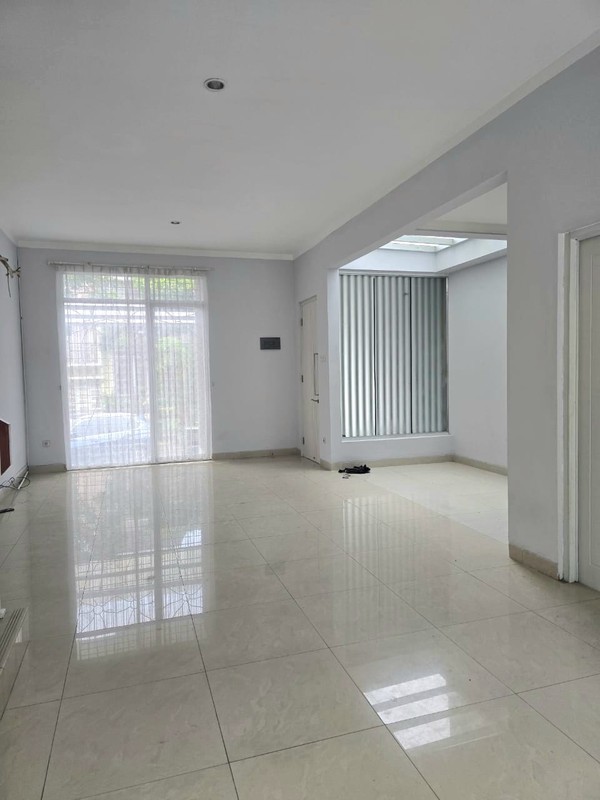 Rumah Bagus SHM Siap Huni Dengan Hunian Nyaman @Bintaro Sektor 7, Tangerang Selatan