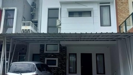 Dijual Rumah di Madrid Selatan - Palem Semi Karawaci Tangerang