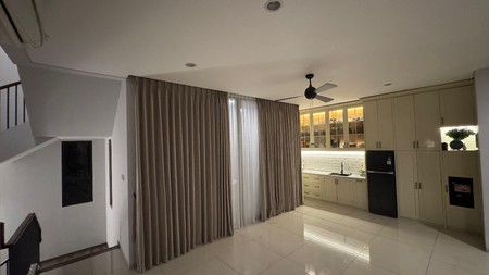 Rumah di Cilandak, Jakarta Selatan